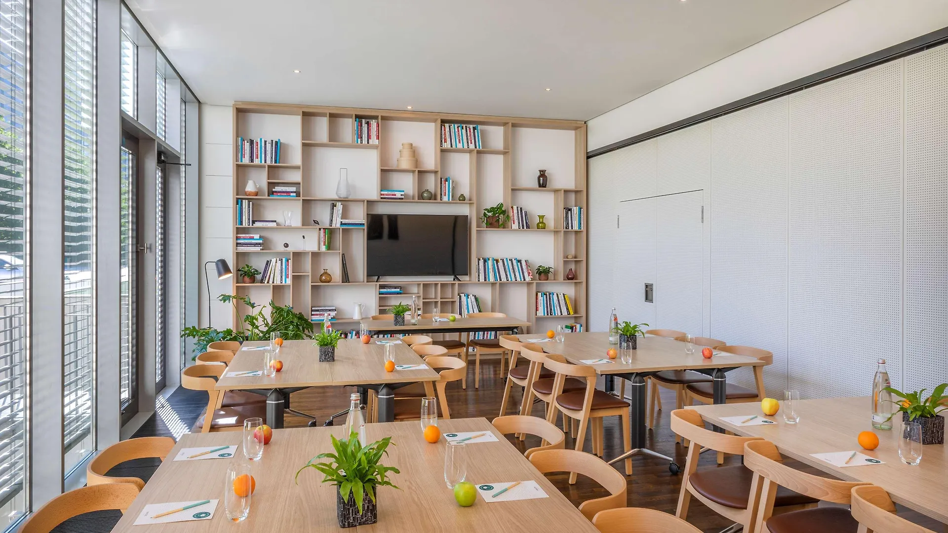Innside By Melia Duesseldorf Seestern