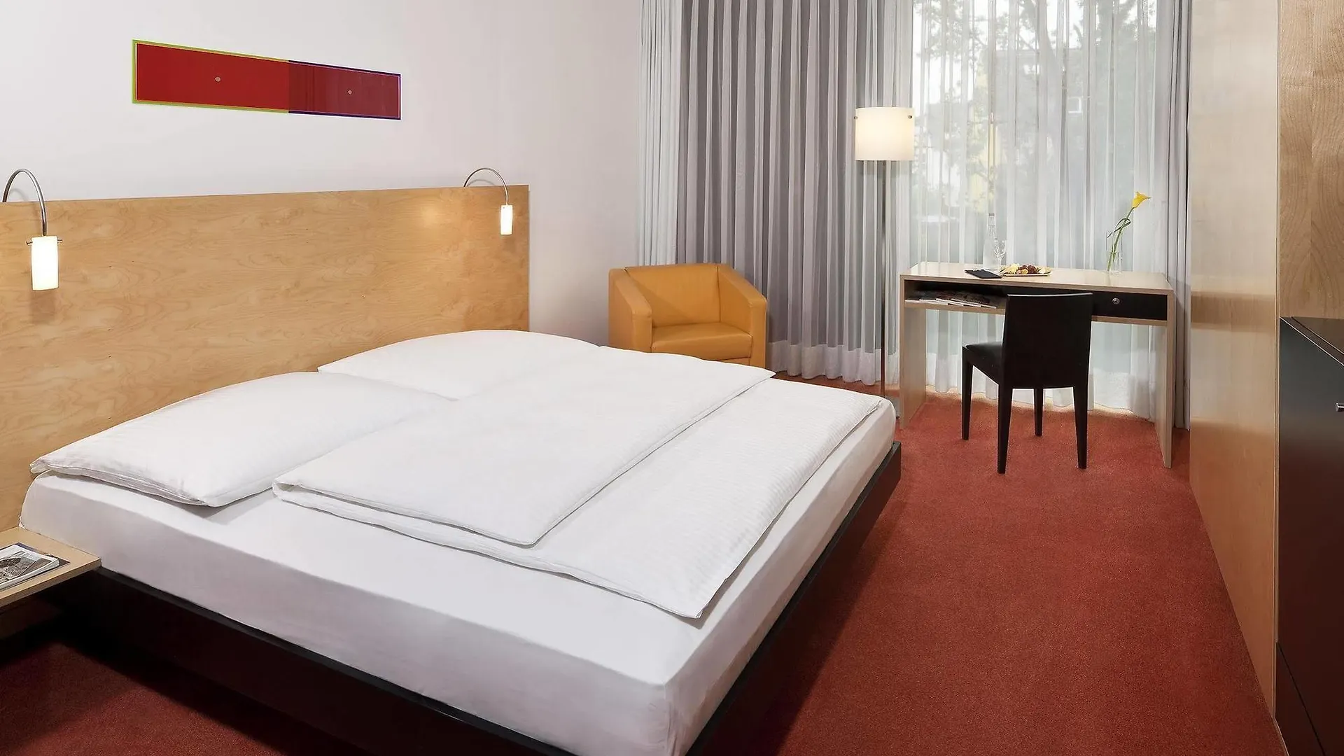 Innside By Melia Duesseldorf Seestern 4*, Dusseldorf